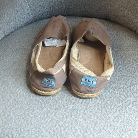 Toms Slip On, Tan, Women's 9.5 - Picture 5 of 7